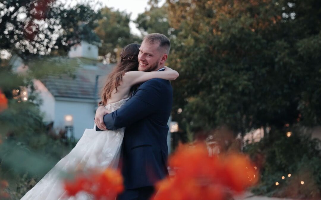Rustic Wedding at Barr Mansion | Austin Wedding Videographers | Alyssa and Garrett